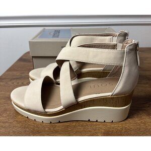 SOUL Naturalizer Women's Goodtimes Wedge Sandal Porcelain Size 9W